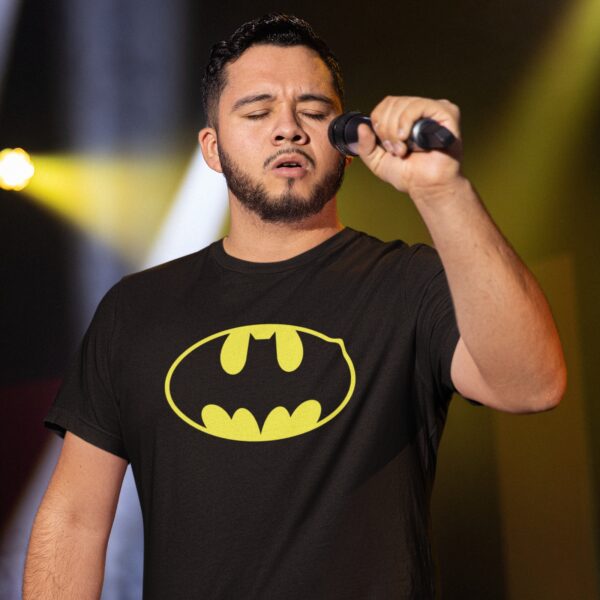 Batman Superhero Unisex T-Shirt – DC Comics Graphic Tee
